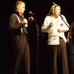 Zdjęcie Kabaret "SŁUCHAJCIE" 8