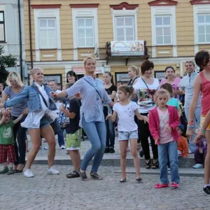 Zdjęcie w rytmie walca i tańców regionu sieradzkiego 14