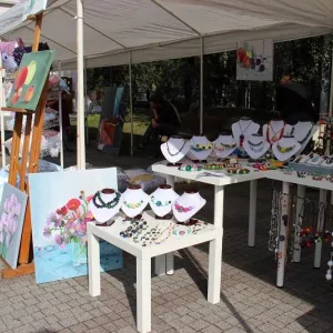 Zdjęcie Bazar Art. 2012 7