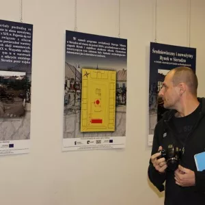 Zdjęcie "ŚREDNIOWIECZNY I NOWOŻYTNY RYNEK W SIERADZU w świetle ratowniczych badań archeologicznych" 2
