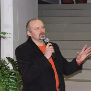 Zdjęcie Otwarcie wystawy pocztówek i kart telefonicznych 9
