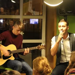 Zdjęcie Promocja tomiku poezji Moniki Siewierskiej 4